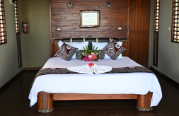 1 x Super King Bed